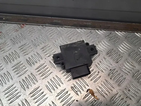 Relé da bomba de combustível Audi Q5 2015 OE 4G0906093J image 3