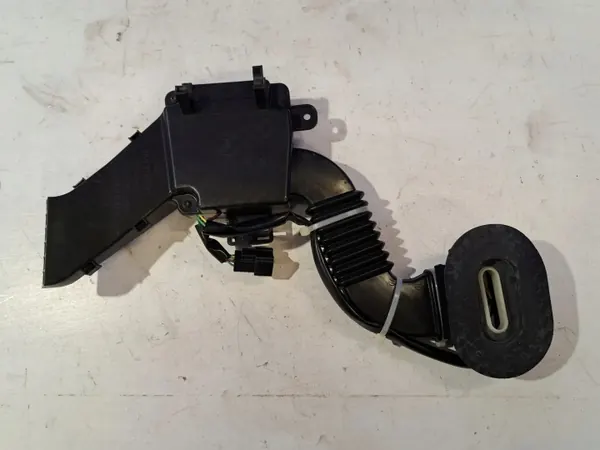 Gebrauchter Jaguar Rücksitz Rechts Motor OEM AW93F613G21AA image 3