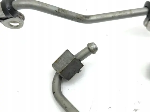 Mercedes-Benz B W246 W242 2013 Tuyau d'injecteur de carburant AMD186522 image 2