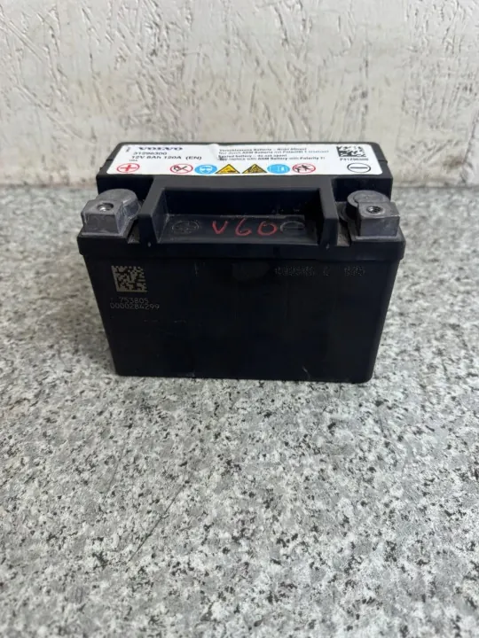 Bateria auxiliar Volvo 31296300 8Ah Start-Stop image 3