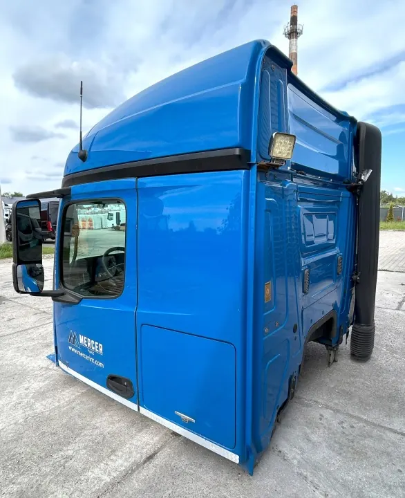 Mercedes-Benz Arocs MP4 Ohjaamo OEM L STREAMSPACE 2.30M image 6