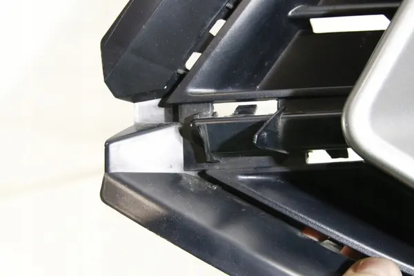 Griglia Paraurti Originale Audi Q3 II 2018-2025 OEM 83a807681d image 2