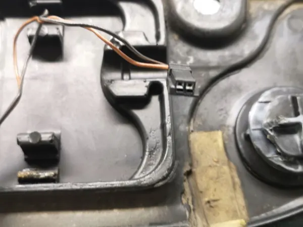 BMW OE FRC17475 Openend glas in achterklep gebruikt image 6