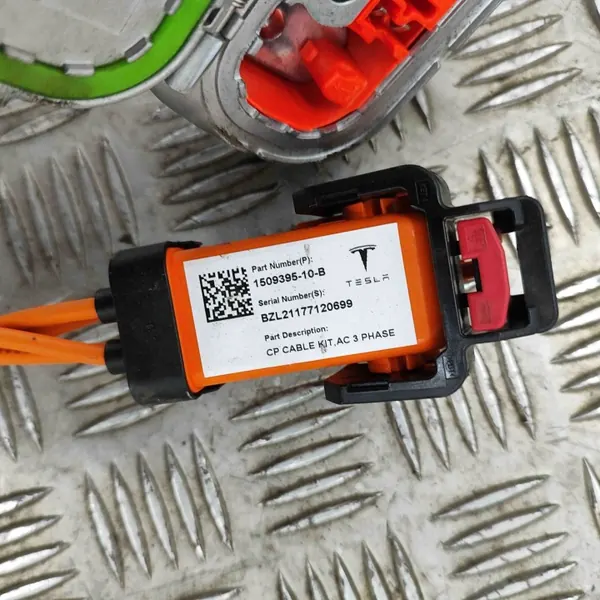 Cable de carga batería Tesla Model 3 OEM 150939510B image 6