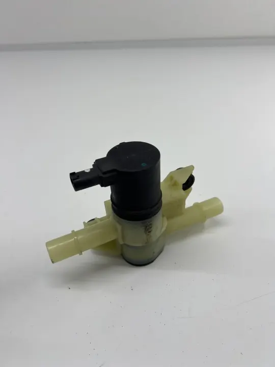 Régulateur pression carburant OEM 4n0201559 Porsche Cayenne image 3