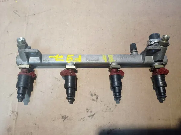 Brandstofrail Injectoren Opel 2.0 16V image 2