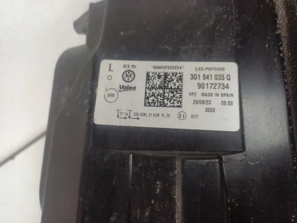 VW Passat B8 Lift Full LED Vasemman puolen ajovalot image 5