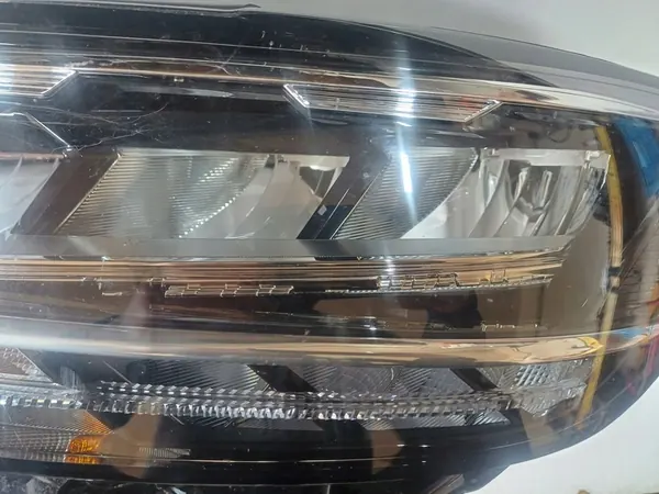 VW Passat B8 Lift Full LED Vasemman puolen ajovalot image 7