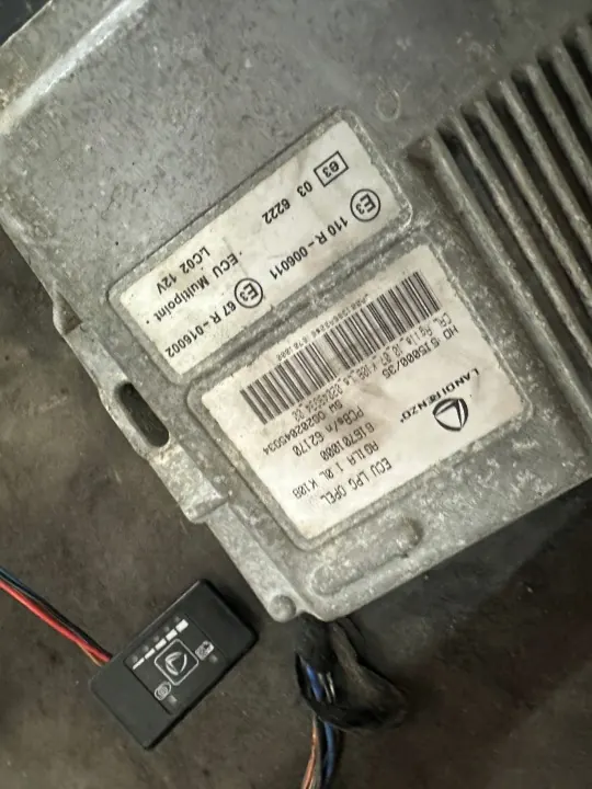 LPG-Steuergerät OPEL AGILA B 110R006011 - Gebraucht image 4