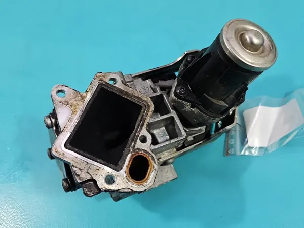 Soupape EGR OEM 0280751018 pour Citroen DS4 2.0 HDI image 3