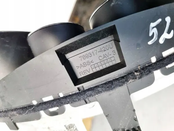 Opel Astra Nopeusmittari Instrumenttipaneeli 2010 769317420U image 4