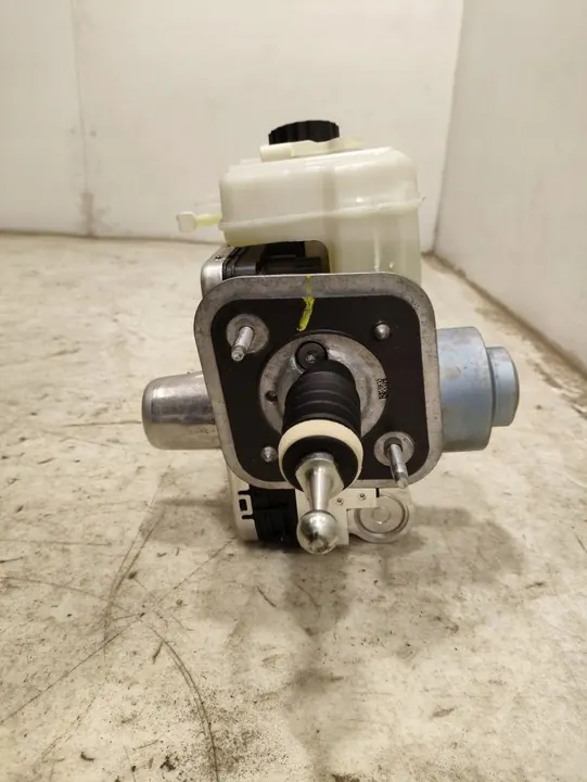 Bomba de freio BMW i4 2023 5A7D048 image 5