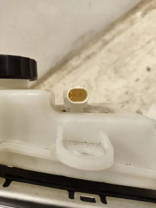 Bomba de freio BMW i4 2023 5A7D048 image 7