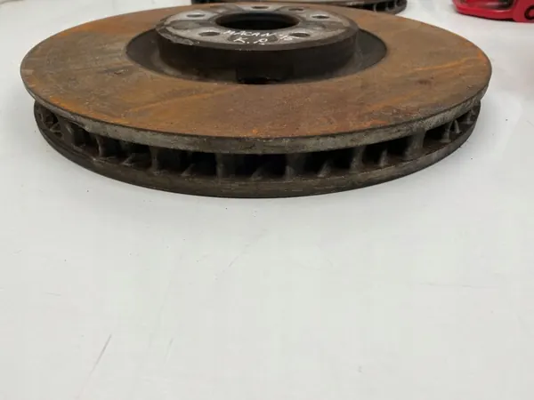 Conjunto discos e pinças Porsche Macan OEM 95B615106E image 5