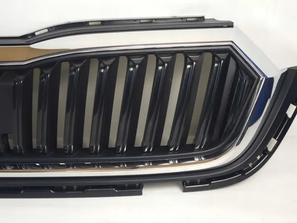 SKODA OCTAVIA IV 2020- Center Grill Frame OEM image 2
