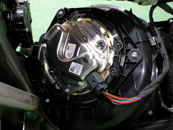 Lämmitys OEM 7949741 BMW G20 G21 M3 G80 G81 image 3