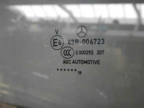 Mercedes A-luokka W177 Vasen Takaoven Lasi OEM A1777353100 image 3