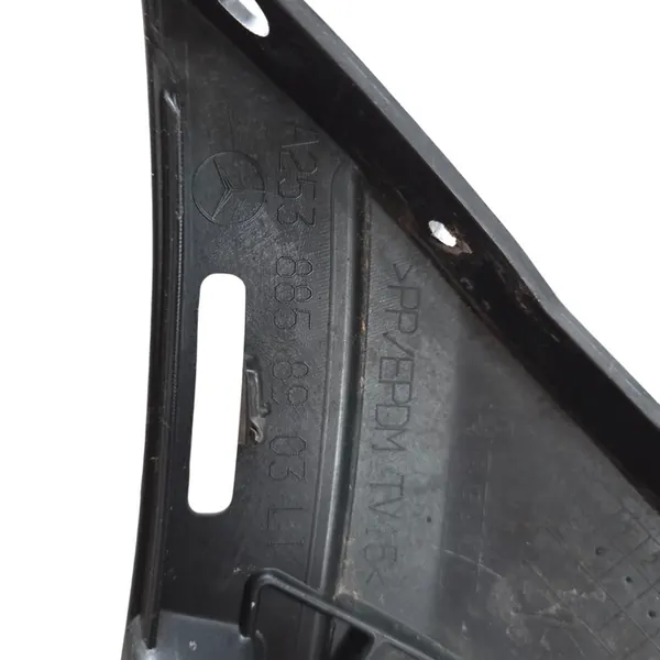 MB GLC C253 Främre vänster stötfångarskydd A2538858903 image 2