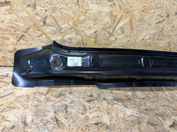 Eixo traseiro Audi Q4 e-tron OEM 89A813309 - Usado image 3