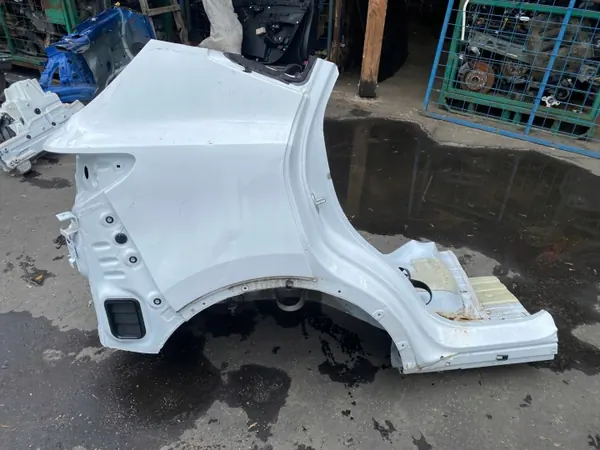 MG ZS EV 2022 taka oikea kulmapaneeli OEM 217621 image 2