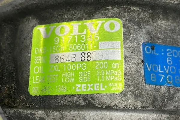 Compressore aria condizionata VOLVO V70 II 2.5L diesel image 2