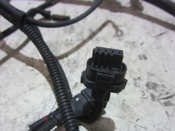 Harness Motor BMW OEM 12518605140 - Usado image 8