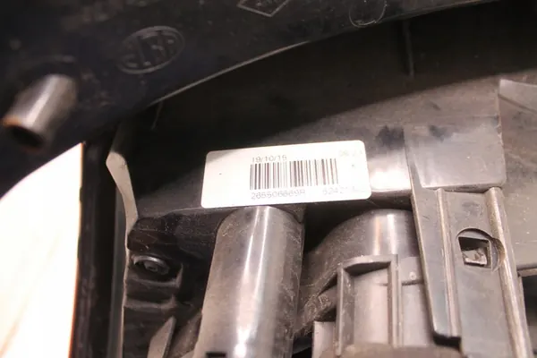 Dacia Sandero 12-17 Höger baklampa image 2