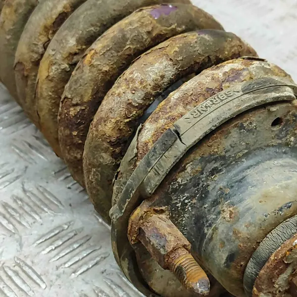 Ammortizzatore anteriore destro Toyota Hilux 2010 OEM 4851009K10 image 5