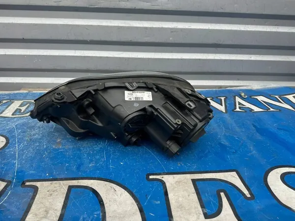 MERCEDES ML 164 RECHTER VOOR BIXENON KOPLAMP image 5