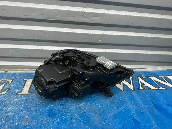 MERCEDES ML 164 RECHTER VOOR BIXENON KOPLAMP image 6