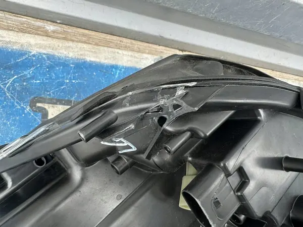 MERCEDES ML 164 RECHTER VOOR BIXENON KOPLAMP image 9