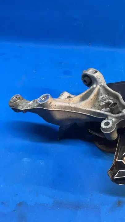 Pivô traseiro esquerdo OEM 3Q0505433 G para VW Passat B8 image 4