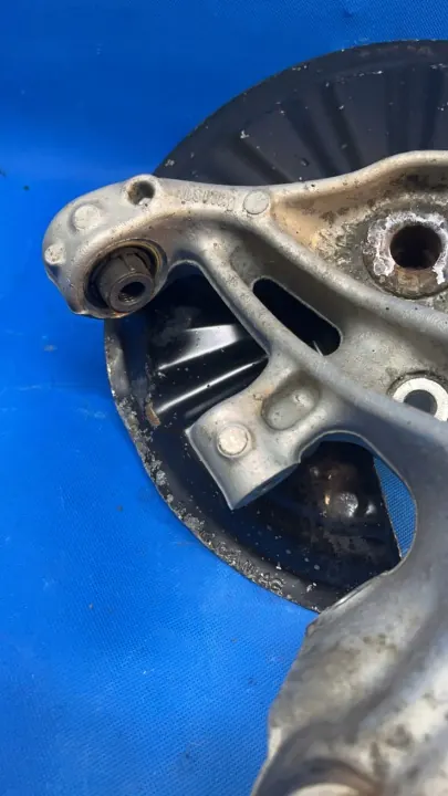 Pivô traseiro esquerdo OEM 3Q0505433 G para VW Passat B8 image 6