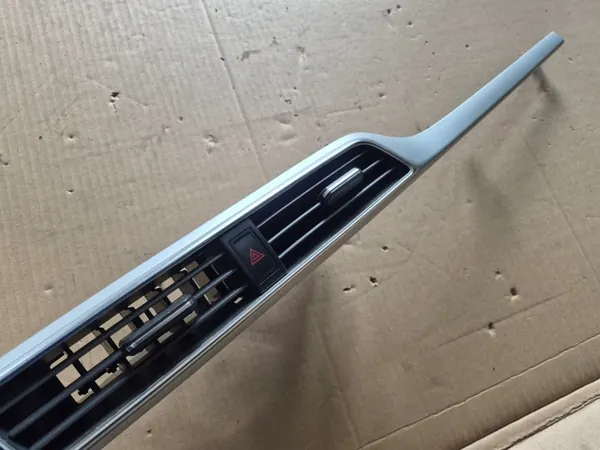 MG ZS 19- Lift 2023 Mittel-Lüftungsgitter OEM 10261261 image 3