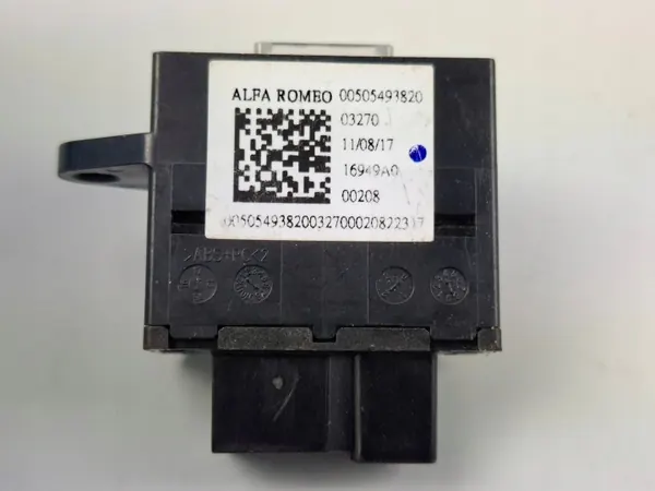 Enchufe USB OEM 00505493820 para Alfa Romeo Stelvio image 8