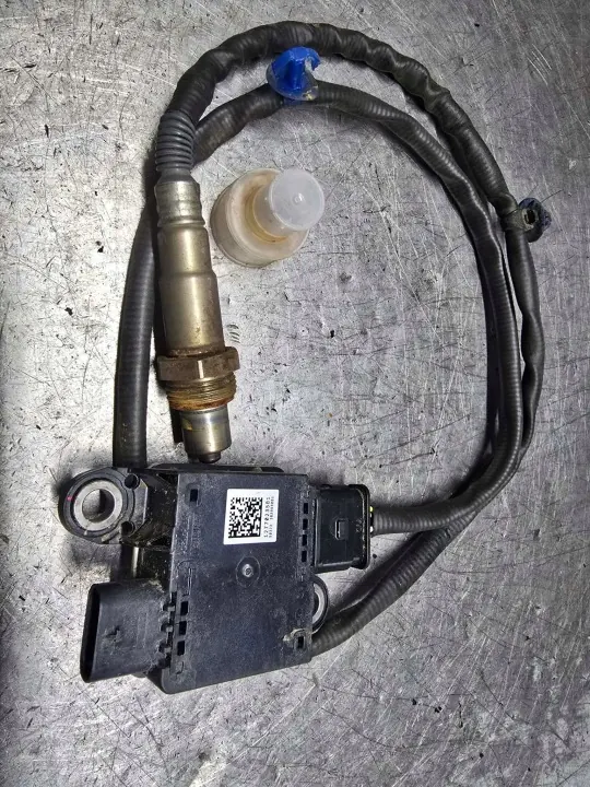 Sonde NOx OEM 1588A677 pour Mitsubishi L200 image 2