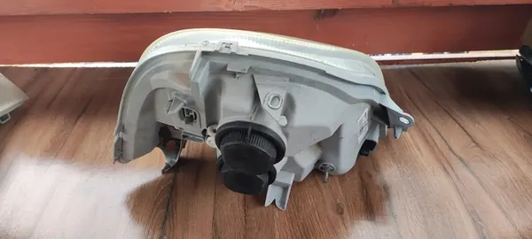 Faros Delanteros Renault Master Izquierdo image 5