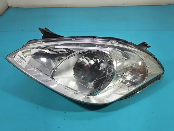 Linker koplamp Mercedes W169 Europa 08-12 A1698205761 image 2