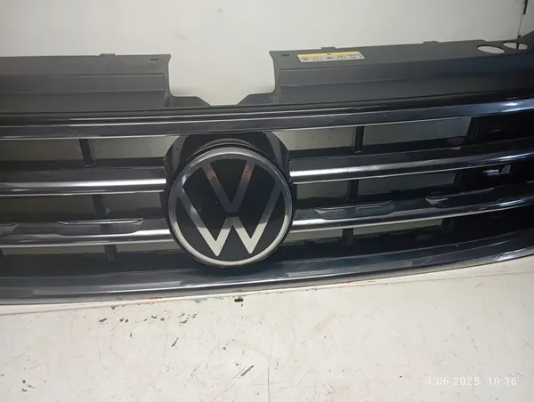 VW TIGUAN Grille 2016-2020 5NA853651B image 3