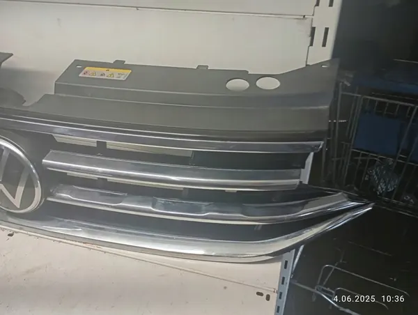 VW TIGUAN Grille 2016-2020 5NA853651B image 5