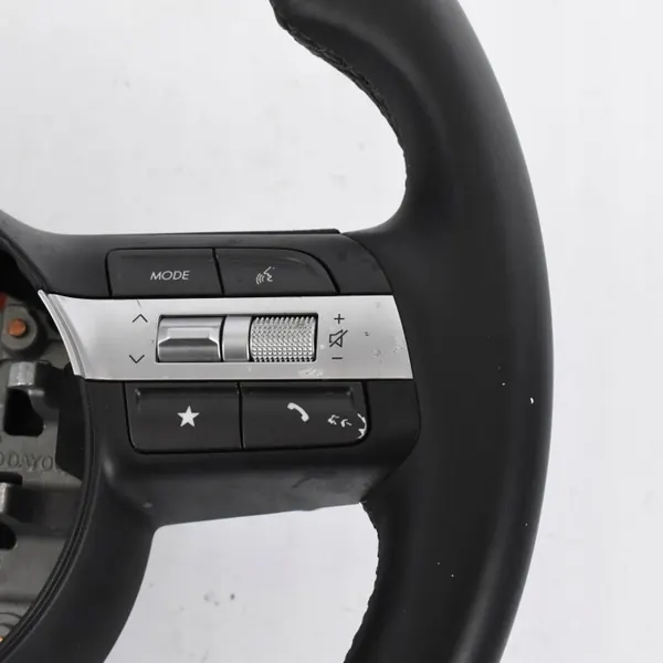 Leder-Multifunktionslenkrad OEM 56130-BE000 Hyundai image 8