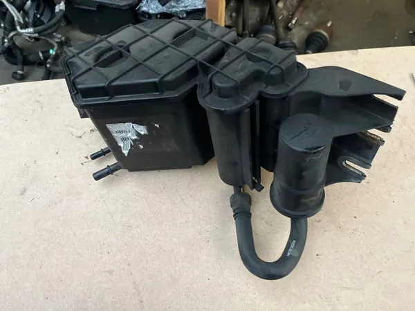 Brandstofdampkoolstoffilter OEM 50566445 Alfa Romeo image 4
