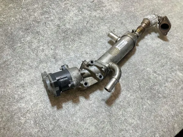 EGR-venttiili OEM 4R8Q9D475AC Jaguar XF 2.7L Diesel image 4