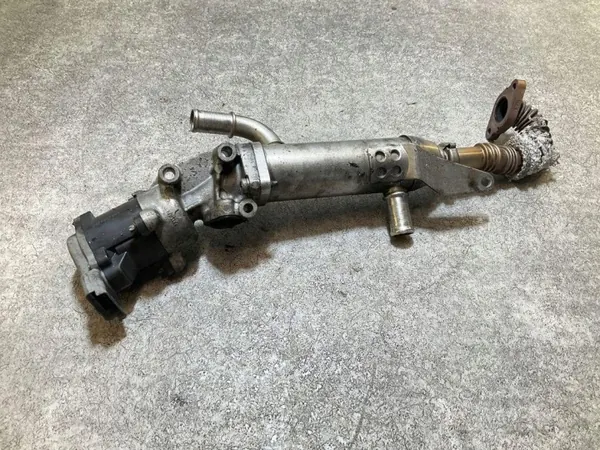 EGR-venttiili OEM 4R8Q9D475AC Jaguar XF 2.7L Diesel image 5