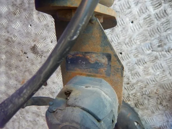 Toyota OE Peräkärkikoukku OEM Zawada-249250- Käytetty image 5