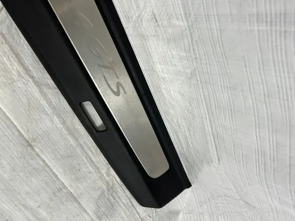 Porsche 991 Vasen Kynnyssuojus OEM 99155598158 image 3