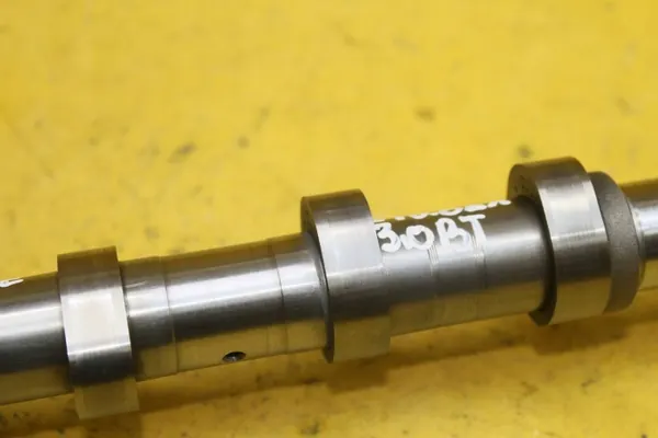Árvore de cames direito escape OEM A2760510139 Mercedes image 6