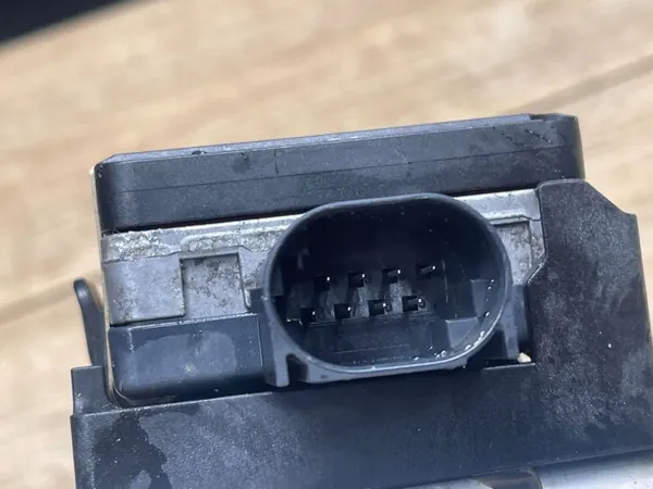 Capteur radar Land Rover OEM JPLA9E729AB pour Range Rover image 4
