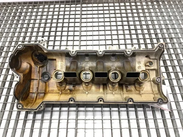 Tapa de Válvulas Porsche Panamera OEM 94810513522 image 3