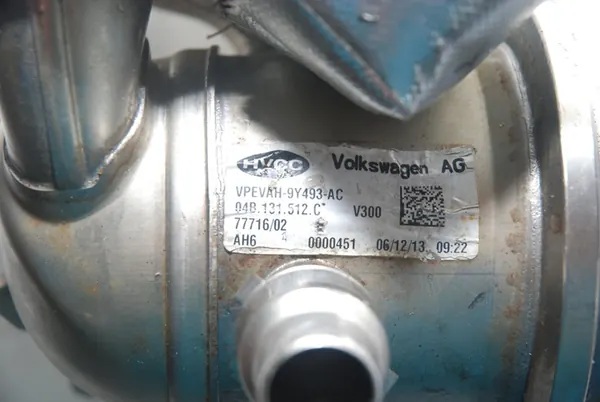 EGR-Ventil VW Polo 6R 04B131501D 04B131512C image 3